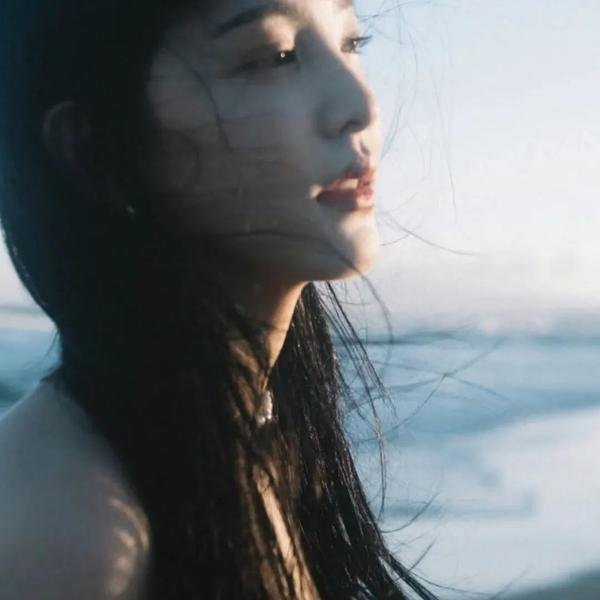 倾城歌手